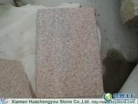 厂家直供G682黄锈石地铺石与木雕刻品 建筑建材与艺术装饰的完美融合